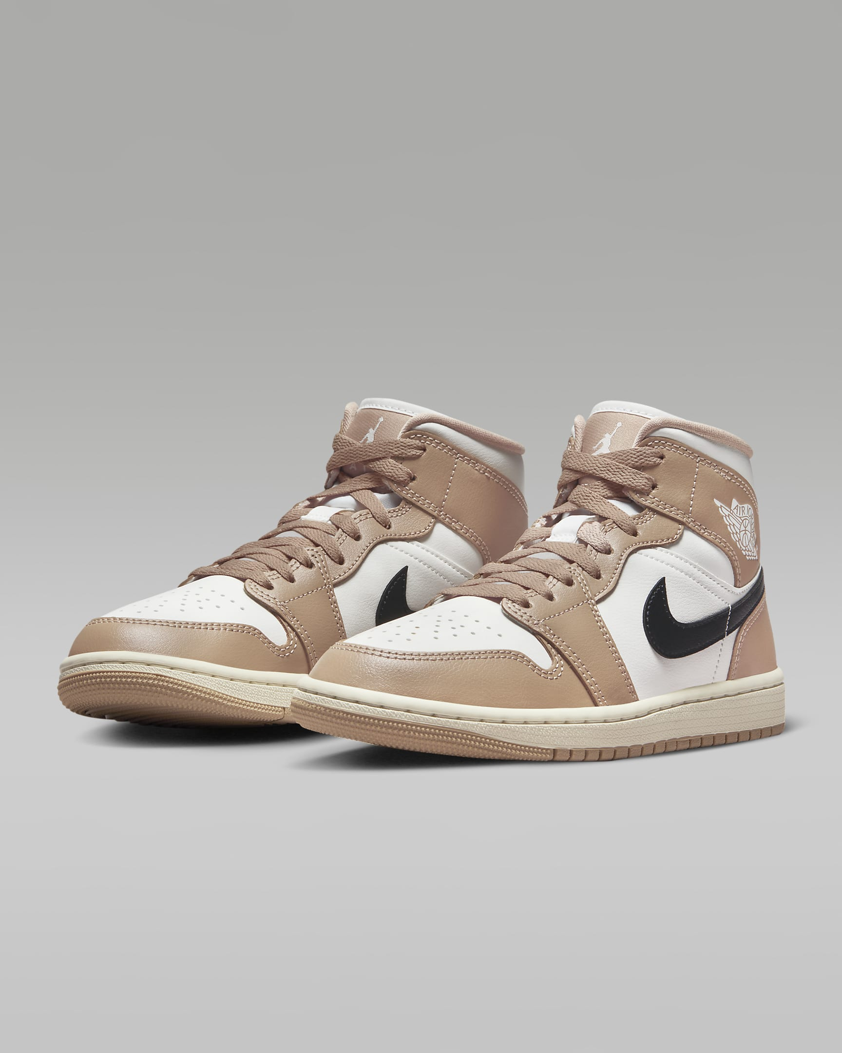 AIR JORDAN 1 Mid #